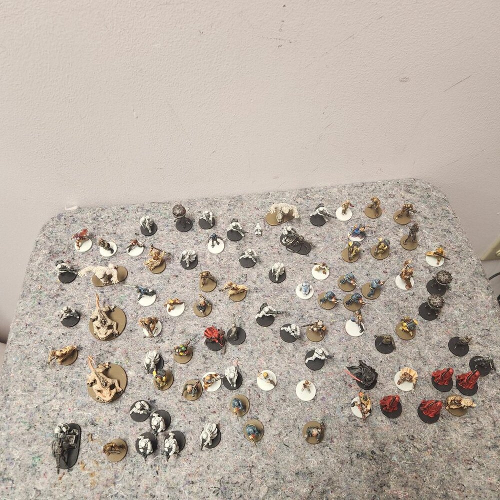 Star Wars Miniatures - 1 Lot of 81pcs - Approximately 1.5 inches tall